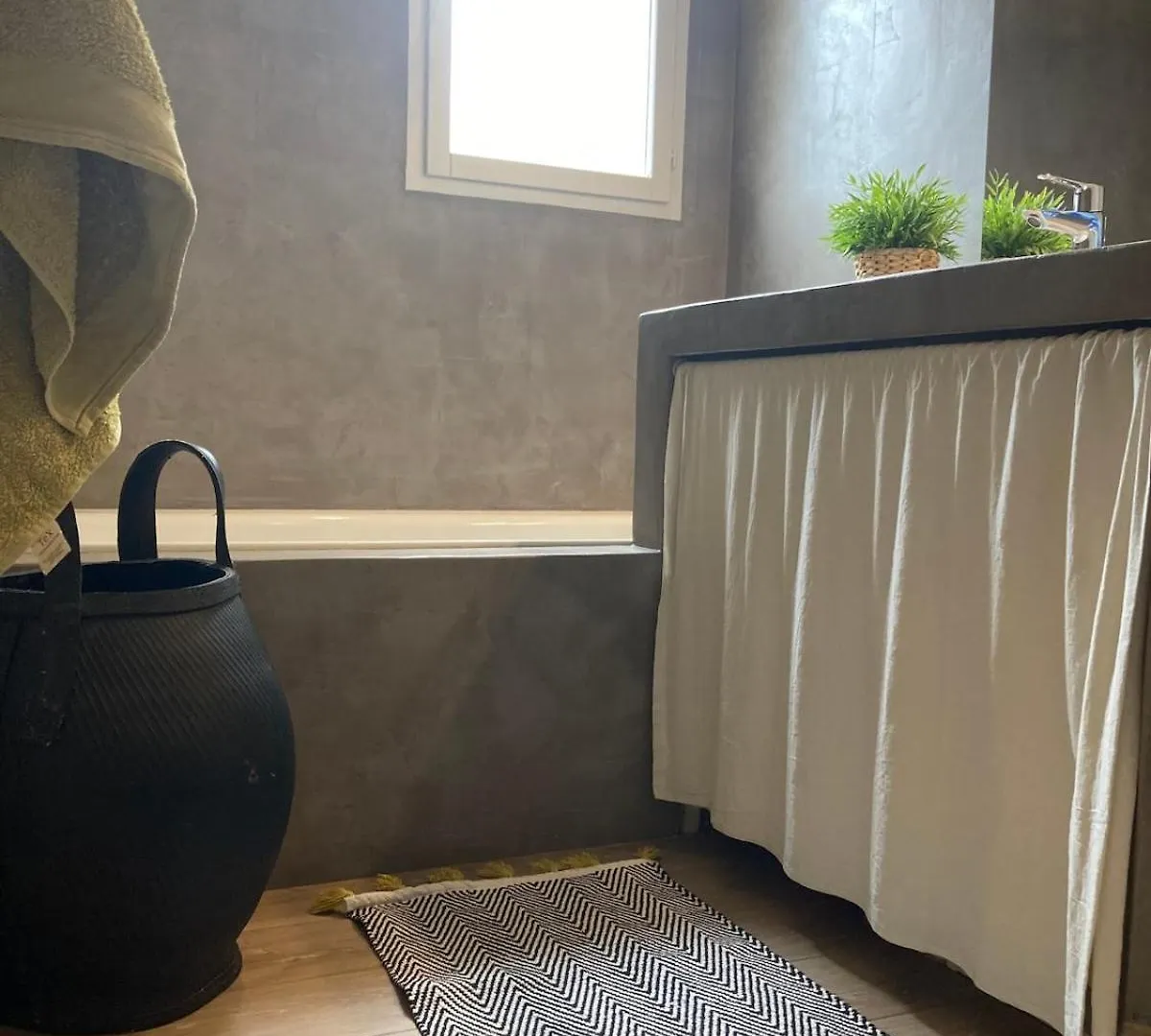 Var Draguignan Vacation Rental Holiday home